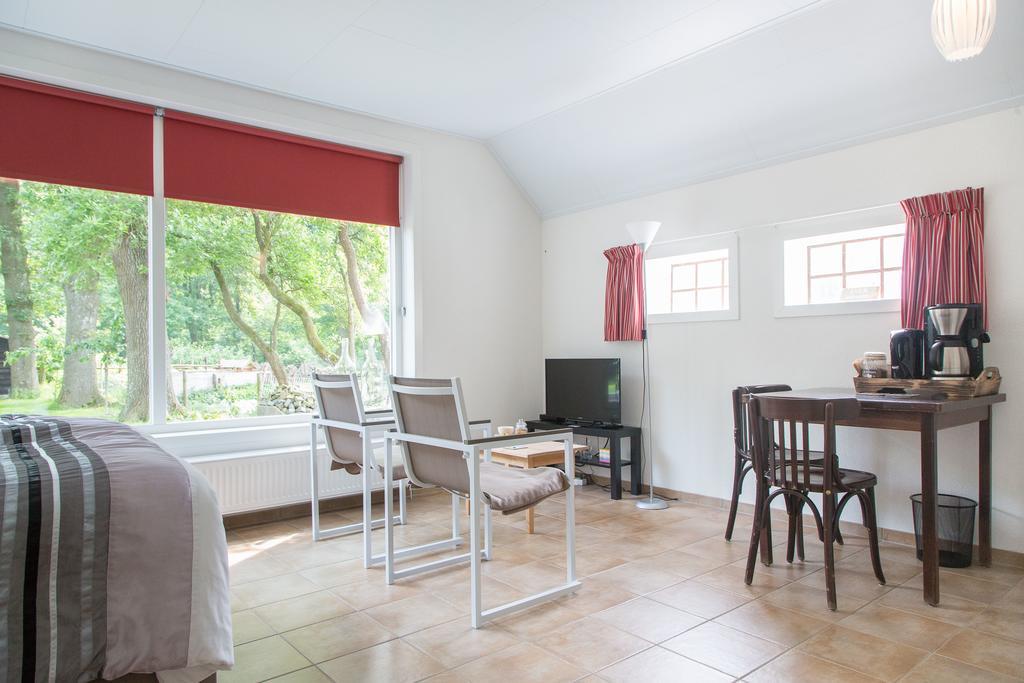 Bed & Breakfast Orvelte エクステリア 写真
